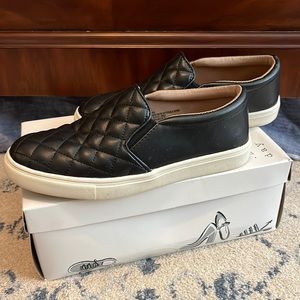 A New Day Reese Sneakers - Black, Size 6.5 EUC